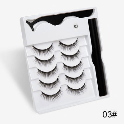 Pair Of False Eyelashes With Magnets