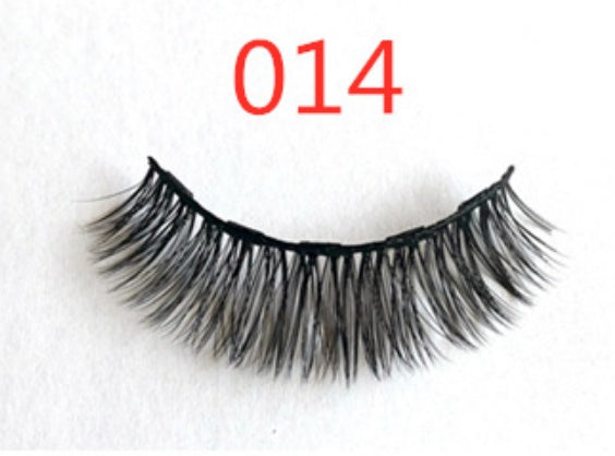 Pair Of False Eyelashes With Magnets