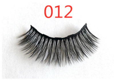 Pair Of False Eyelashes With Magnets