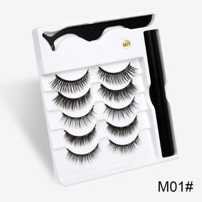 Pair Of False Eyelashes With Magnets