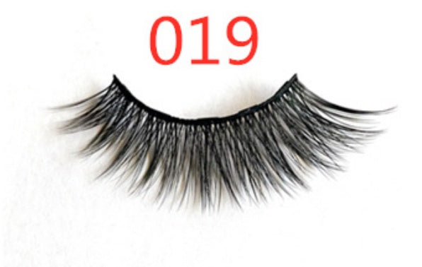 Pair Of False Eyelashes With Magnets