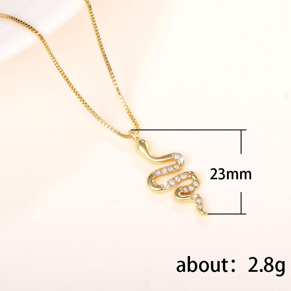 Fashion Lady Snake Pendant Necklace